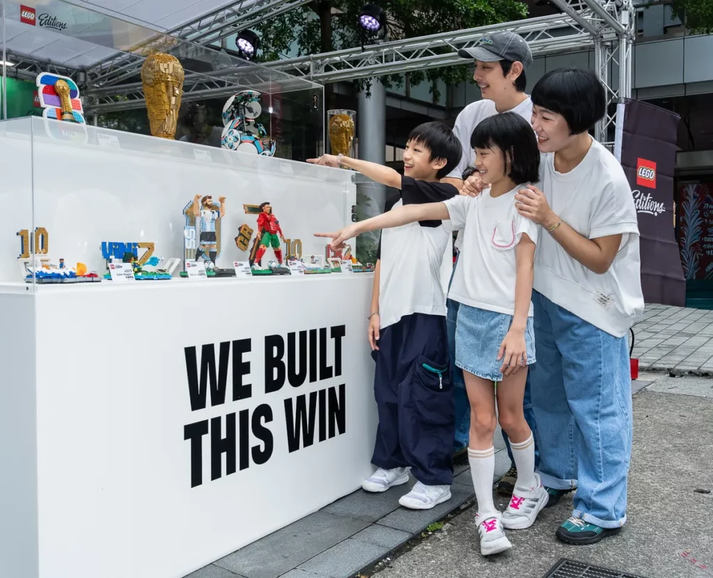 活動現場同步展示多款LEGO®Editions足球主題盒組,讓球迷透過樂高感受足球魅力
