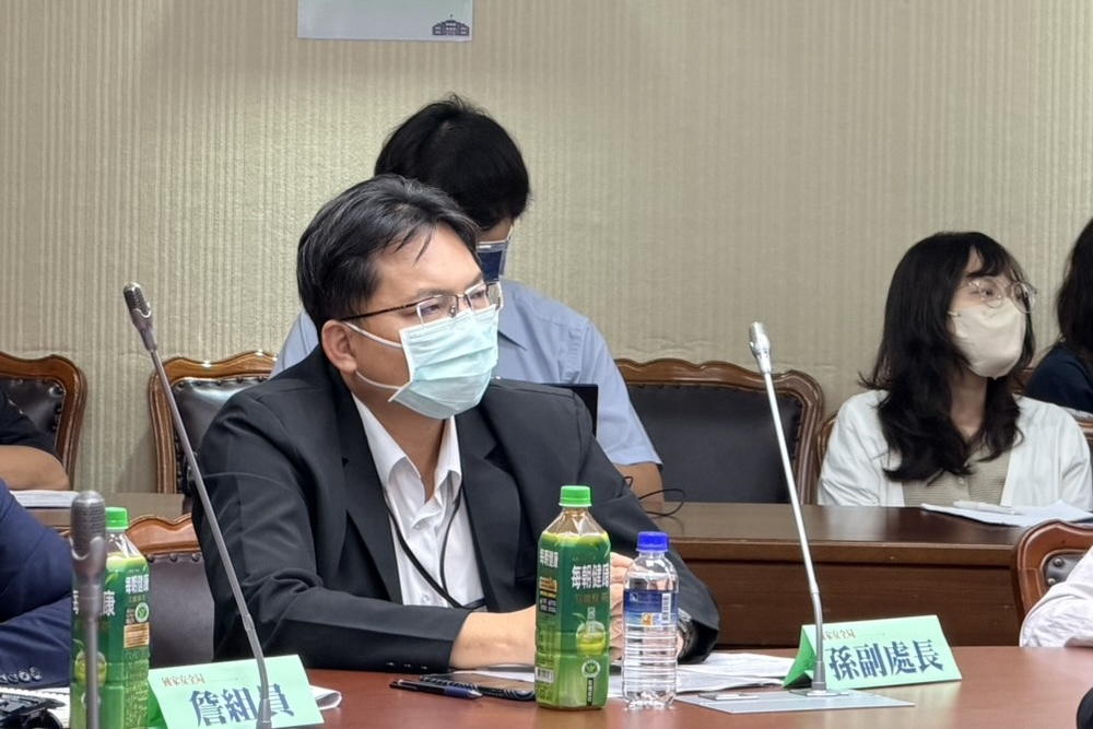 【併購風險3-3】跨部會回應官腔敷衍「狂打太極」　綠委當場苦笑 231