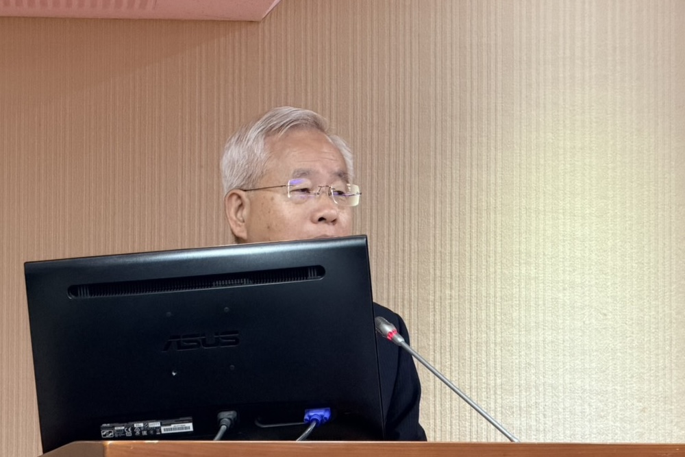 【併購風險3-3】跨部會回應官腔敷衍「狂打太極」　綠委當場苦笑 233