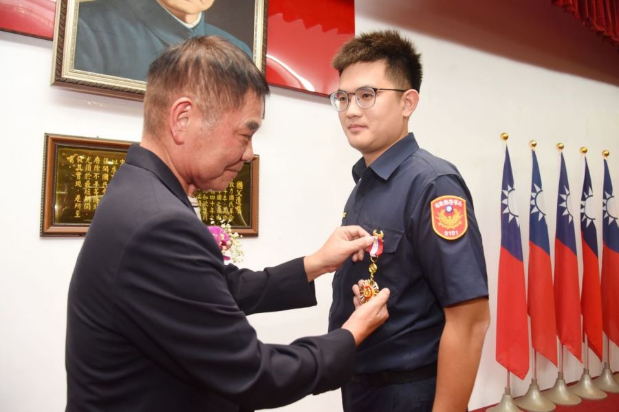 警察節慶祝大會 苗縣表揚績優官警