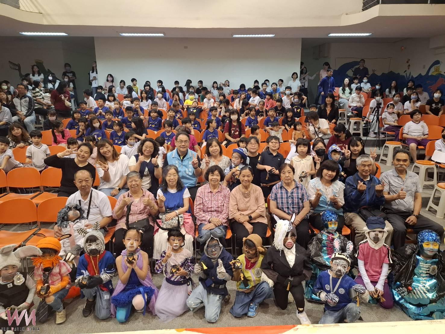 世代攜手迎成長      新竹榮民長輩共享幼兒畢業喜悅