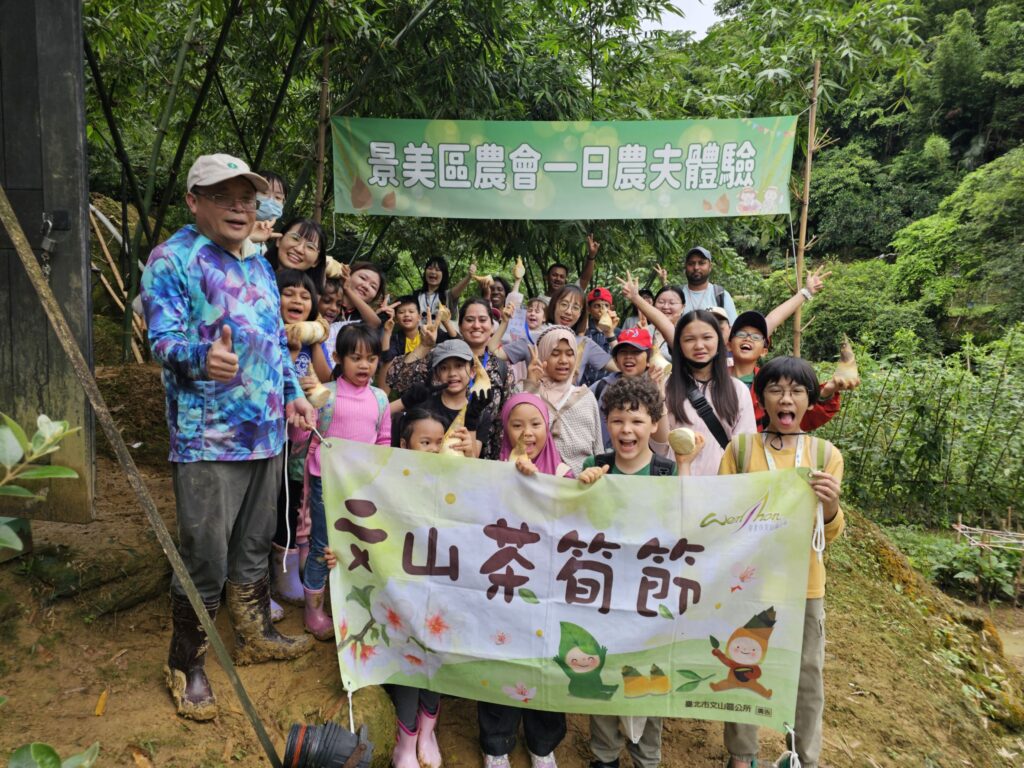跨國銜轉生一日農夫體驗 採文山綠竹筍融入在地 41 394387