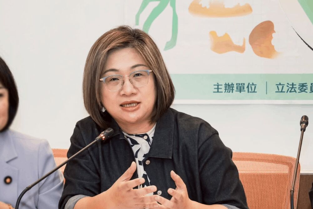 總預算未審查完 陳培瑜批藍白急修《選罷法》為特定人參選解套 200 照片來源:陳培瑜臉書