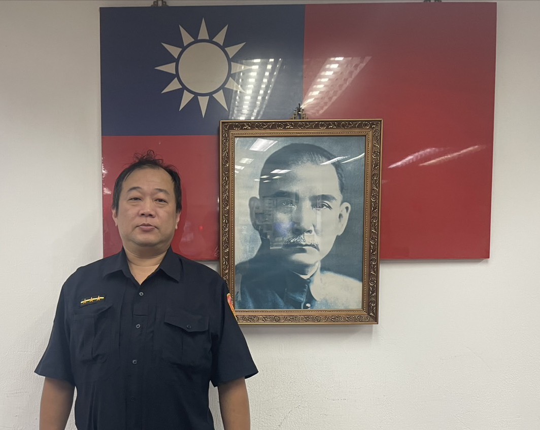 現場處理員警:警員余奕龍。(圖/記者李健興 翻攝)