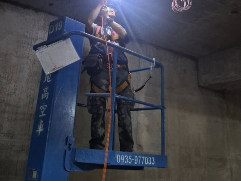 圖文:吳旻高師傅領軍專業水電 老宅翻新與充電樁安裝成業界新寵。