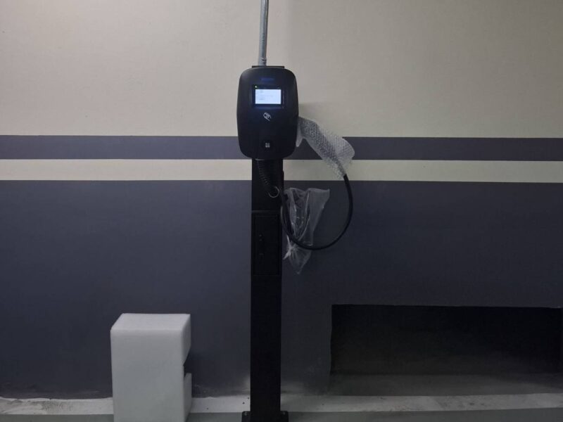 圖文:吳旻高師傅領軍專業水電 老宅翻新與充電樁安裝成業界新寵。