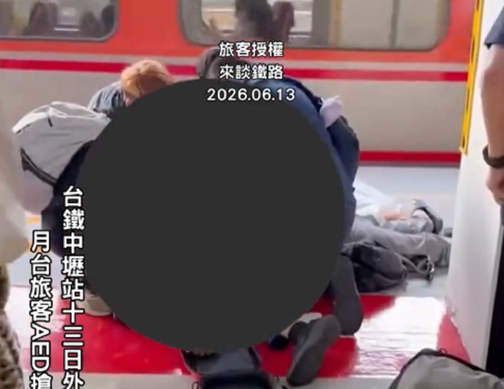 中壢車站驚傳外籍旅客倒地 休假消防員CPR搶命恢復呼吸心跳 569895626 1