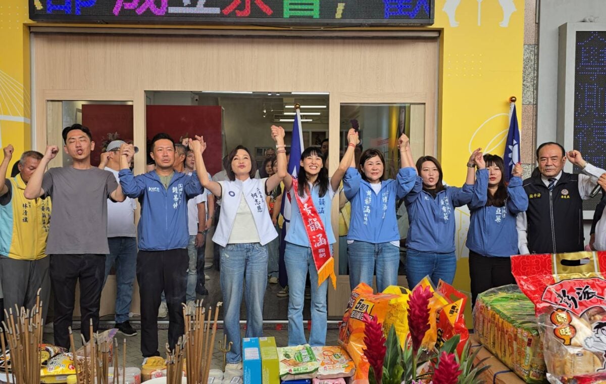 ▲國民黨第三選區布局再添新兵,黃韻涵接棒參政宣示延續地方服務。