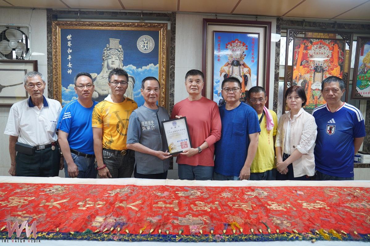 北港金福順荖葉檳榔舖捐贈百年媽祖大旗 朝天宮文物館再添一般古物 - https://www.watchmedia01.com