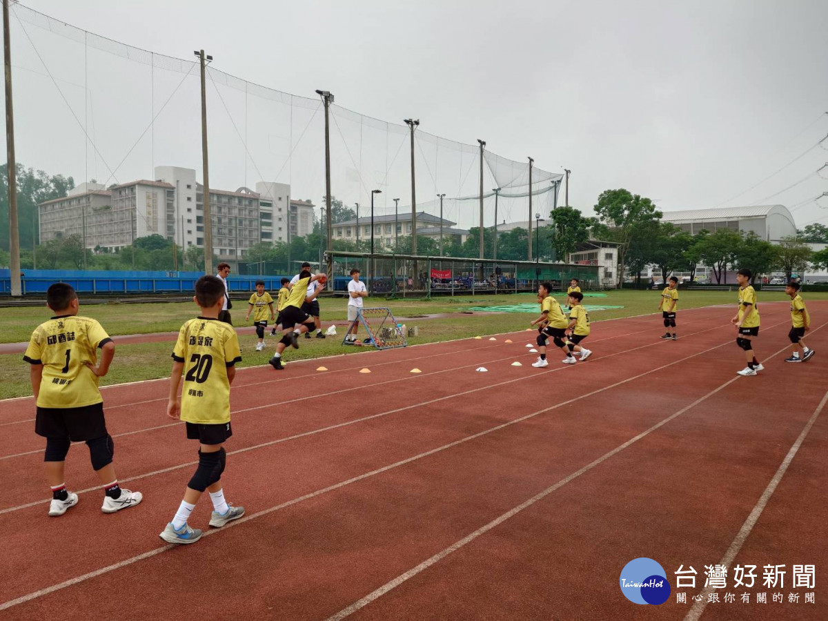 建國國小勇奪全國師生盃冠軍 入選國手代表台灣參賽