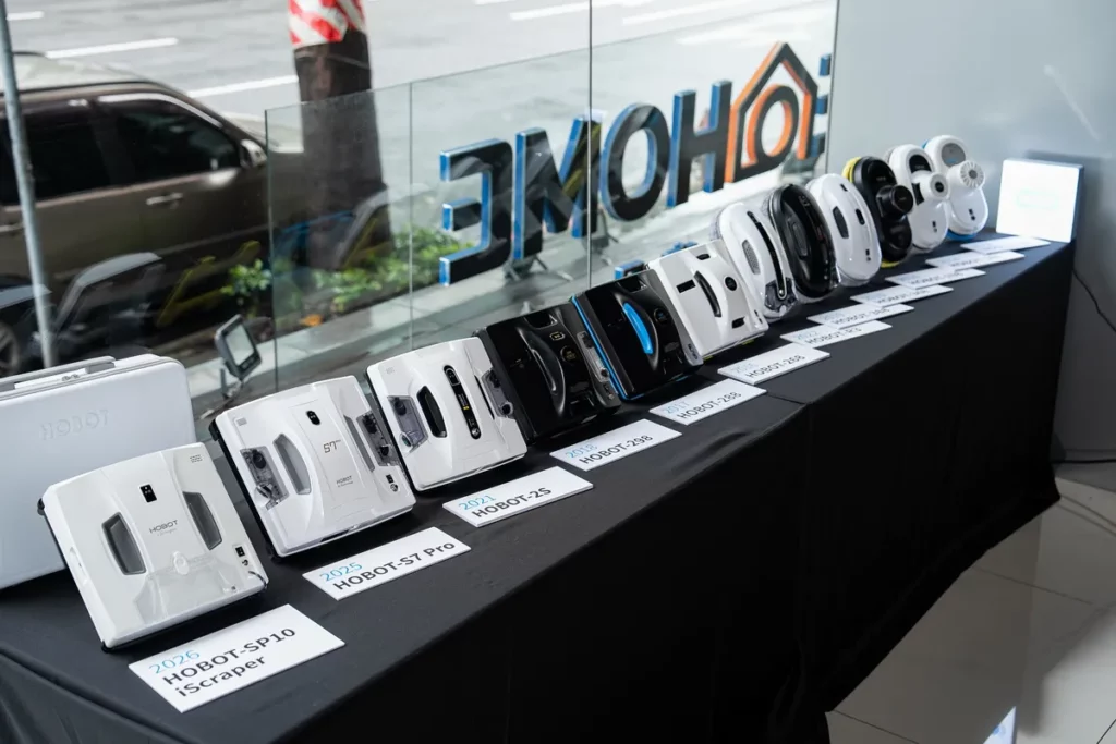 全球智慧清潔領導品牌 HOBOT 全系列產品。
