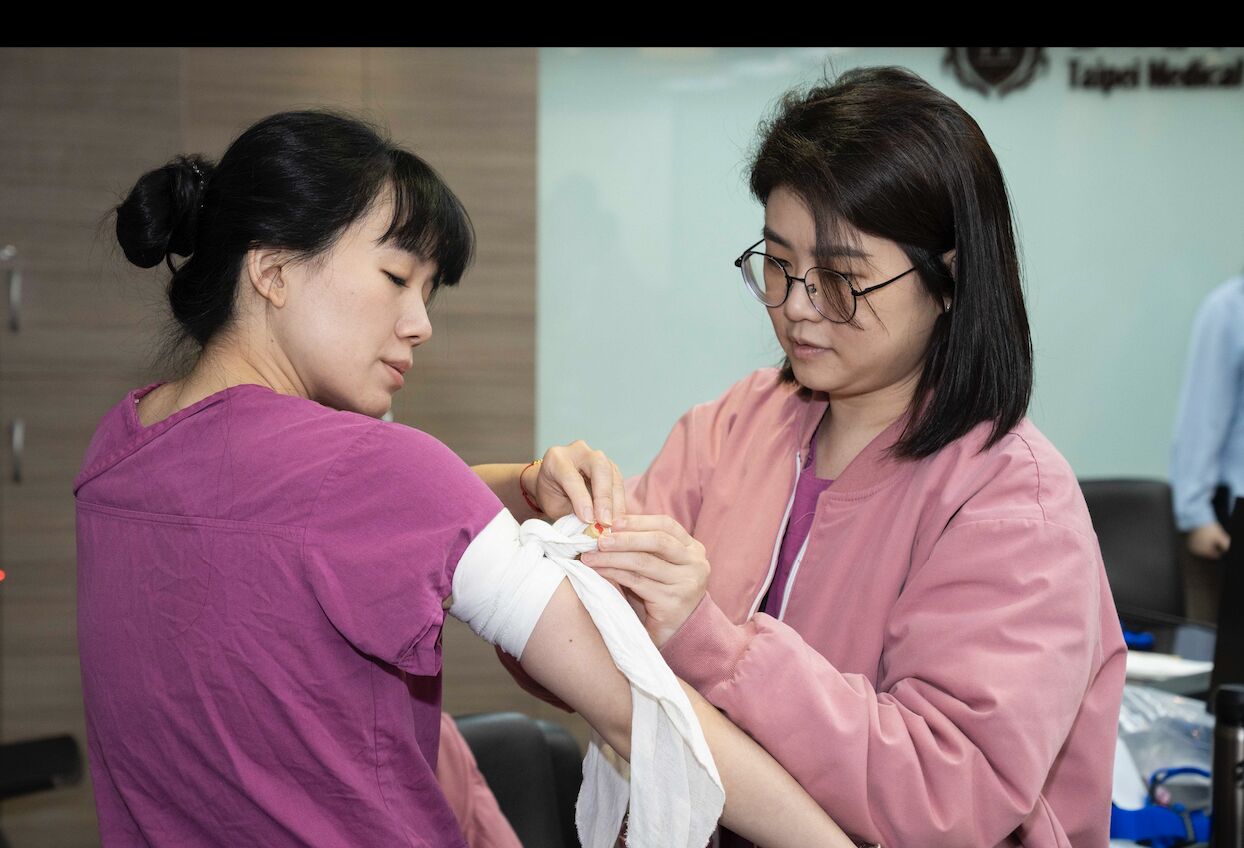 隨機砍人頻傳 出血數分鐘就致命！「CPR+止血」急救新觀念 205