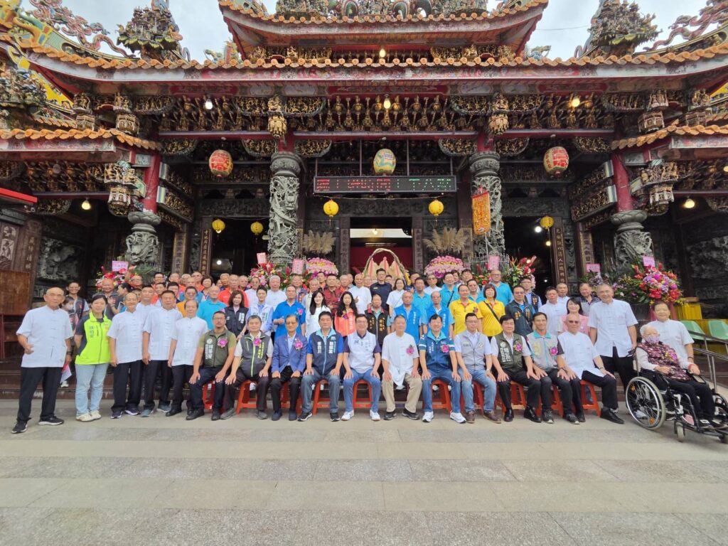 新莊大拜拜登場 劉和然參拜大眾爺祈福 28 %E6%96%B0%E8%8E%8A%E5%9C%B0%E8%97%8F%E5%BA%B5%E8%88%89%E8%A1%8C%E9%9A%86%E9%87%8D%E4%B8%89%E7%8D%BB%E7%A5%9D%E5%A3%BD%E7%A5%AD%E5%85%B8%EF%BC%8C%E6%96%B0%E5%8C%97%E5%B8%82%E5%89%AF%E5%B8%82%E9%95%B7%E5%8A%89%E5%92%8C%E7%84%B6%E4%BB%A3%E8%A1%A8%E5%B8%82%E5%BA%9C%E5%89%8D%E5%BE%80%E5%8F%83%E6%8B%9C%E7%A5%9D%E5%A3%BD%EF%BC%8C%E7%A5%88%E6%B1%82%E5%90%88%E5%A2%83%E5%B9%B3%E5%AE%89%EF%BC%8C%E5%B8%82%E6%B0%91%E8%83%BD%E5%A4%A0%E5%AE%89%E5%B1%85%E6%A8%82%E6%A5%AD