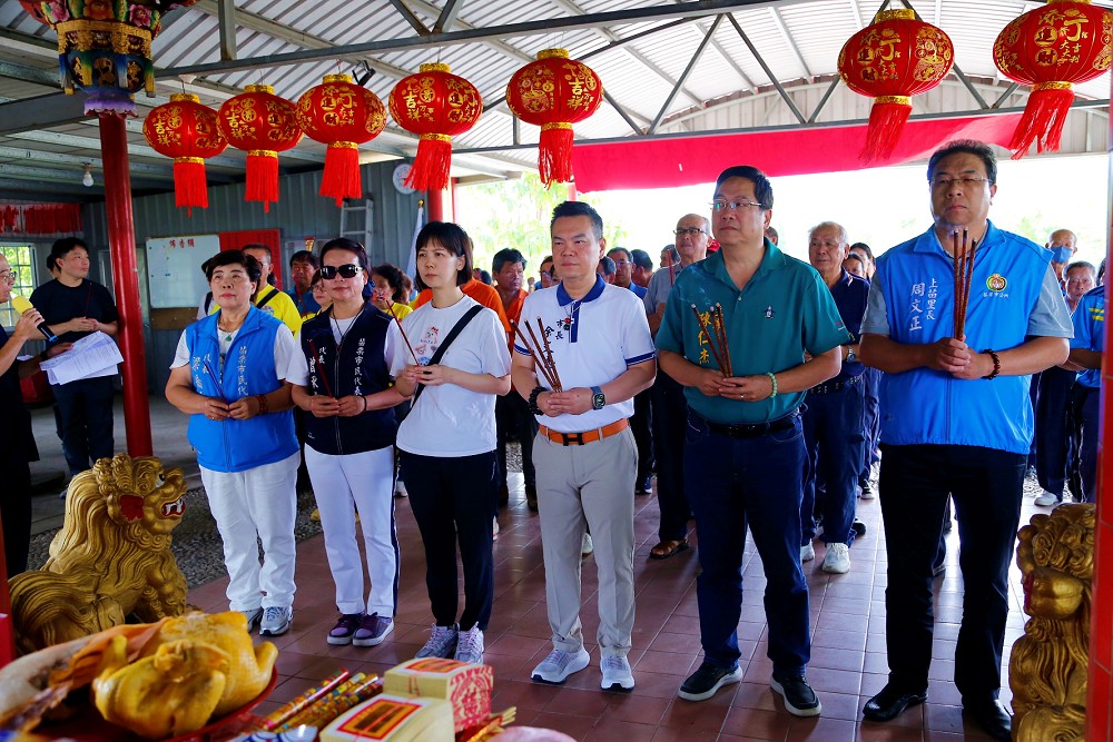 苗栗市暑期防溺河川巡防隊成立 余文忠率隊祭水神祈求河域平安 226 苗栗市暑期防溺河川巡防隊成立 余文忠率隊祭水神祈求河域平安 225