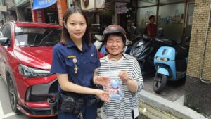 建構廉能政風提升警察形象 基一警宣導端午節監察防貪 41 %E4%BA%8C 54