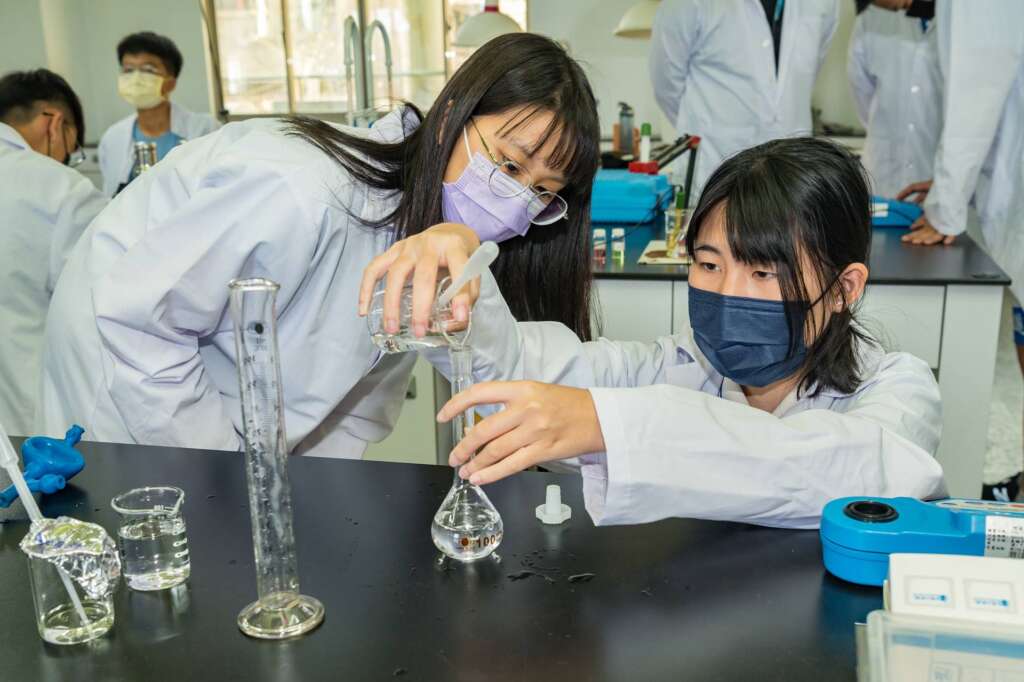 75%錄取醫藥及國立大學 明道中學高中部成會考生熱門選擇