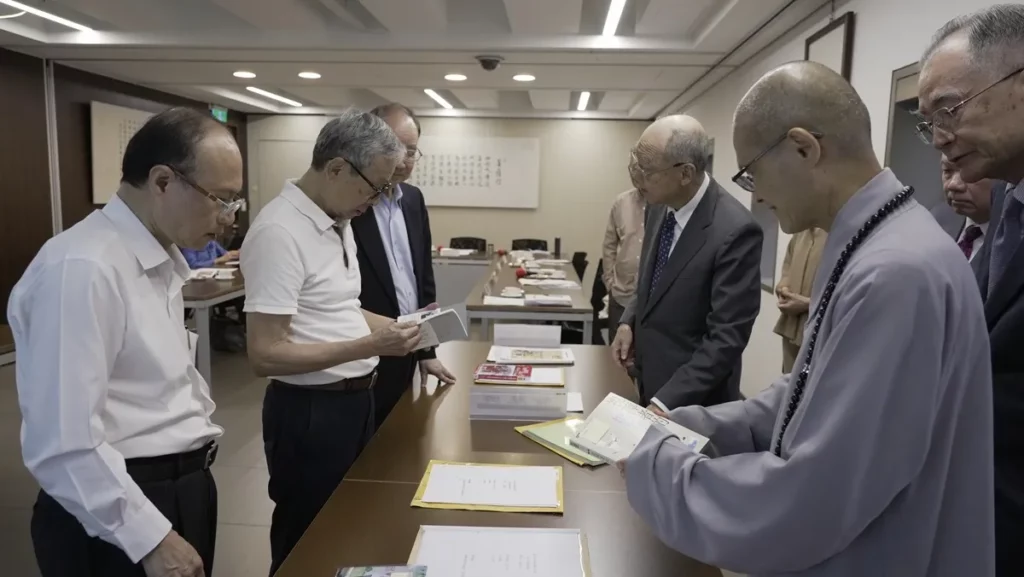 法鼓山人文社會基金會主辦2026年「關懷生命獎」，評審團由錢復擔任召集人，今日上午召開決審會議，完成決選並公布得獎名單。（圖/法鼓山提供）