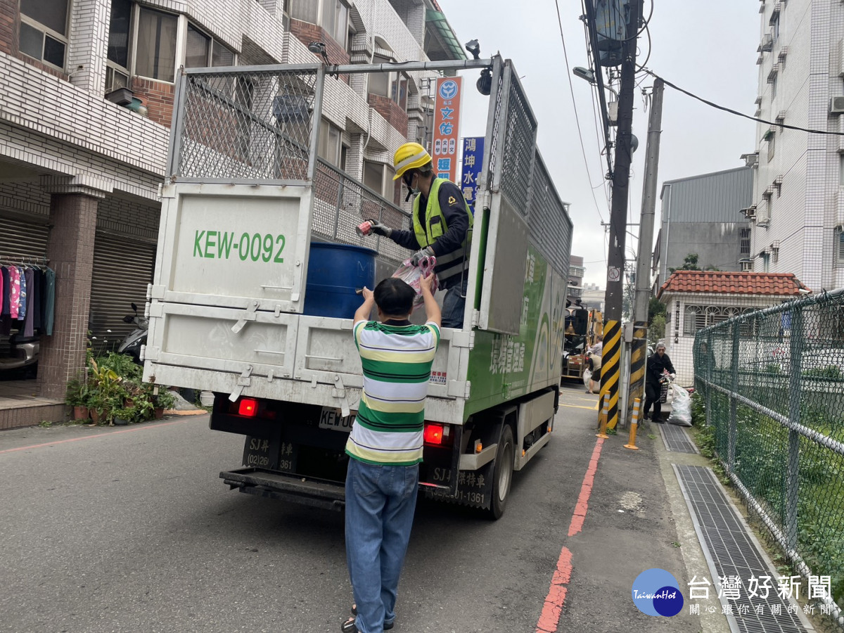 環保局提醒市民，確實做好分類與減量，共同維護居家及社區環境整潔。