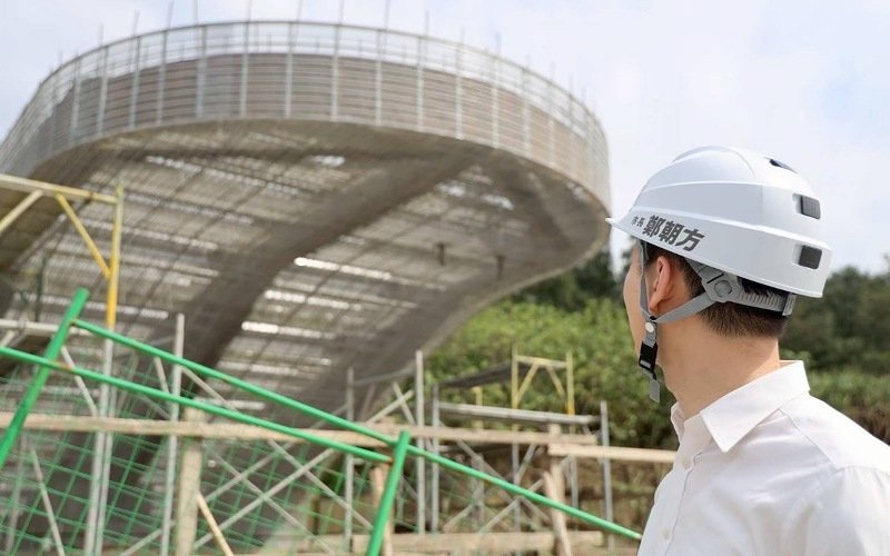竹北「新月沙灣」耗資2000萬翻新 鄭朝方:打造大新竹最有質感濱海地標