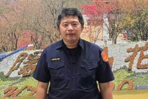 英籍遊客陽明山迷途驚魂 北投警漏夜救援 27 %E9%99%B3%E9%8A%98%E7%85%A7