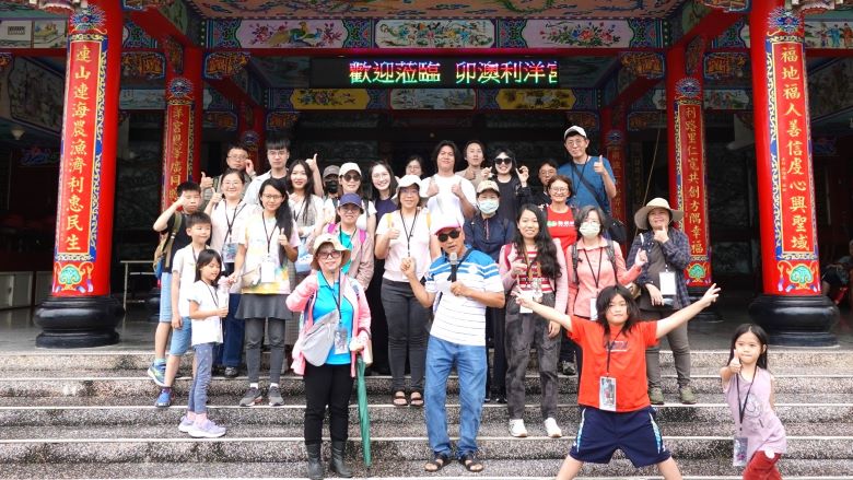 走進卯澳聽海女故事 十三行帶民眾感受海海人生 24 《圖說》十三行博物館日前舉辦「東北角漁村走讀-卯澳」活動,走訪卯澳信仰中心利洋宮。〈十三行提供〉