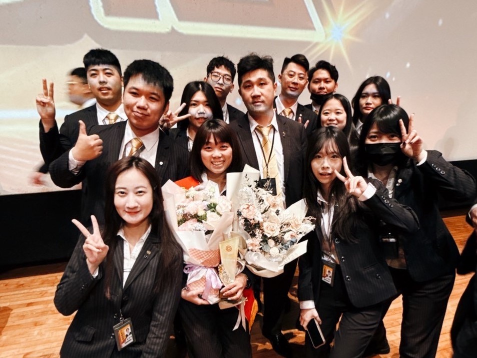 不靠話術靠用心　永慶房屋黃莉媛月收突破10萬元 121