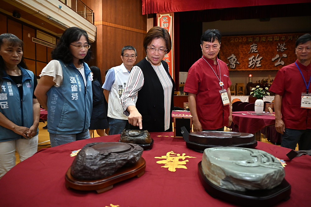 全台唯一「看桌宴神」盛會　人間國寶陳萬能將現場示範錫藝 175