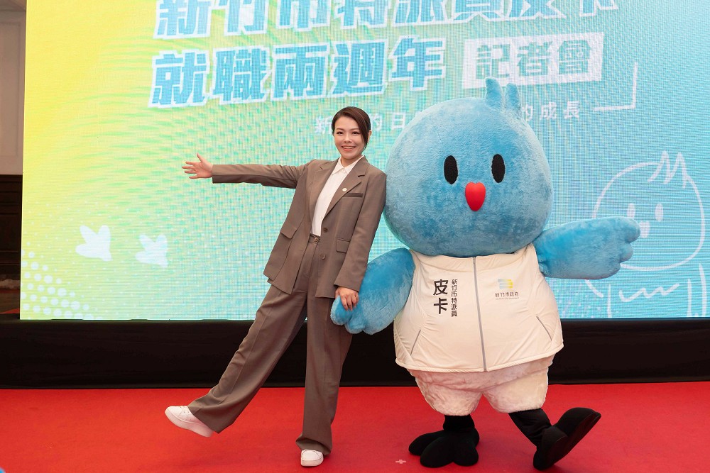 皮卡就職2週年萌翻全場！　高虹安公布全新品牌識別「Carry on!」 103