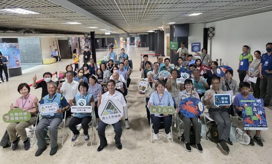 暑假生態強檔親子同樂!走進生態迷宮的奇幻旅程