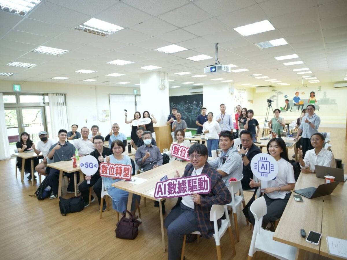 ▲臺南市政府經濟發展局於6月18日辦理第二場「115年臺南市產業數位轉型推廣說明會」,吸引眾多在地中小企業及資服業者熱烈參與。