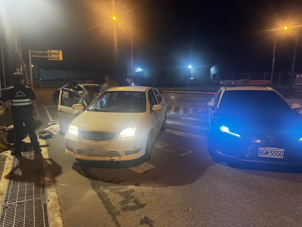 毒駕搖擺逃逸8公里 平鎮警追捕逮4人起獲毒品 - https://www.watchmedia01.com