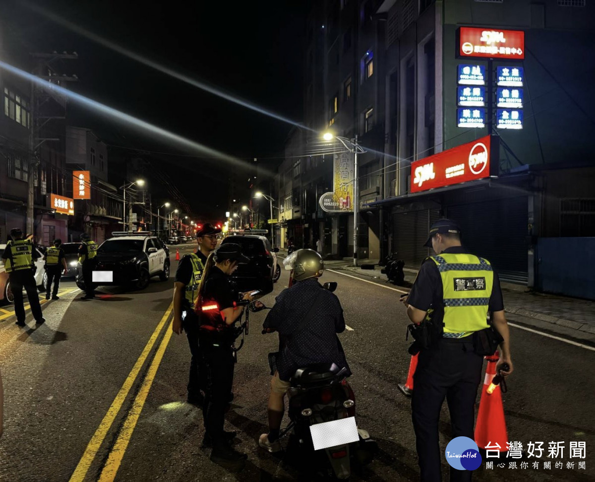 竹縣警全面部署警力加強攔查取締，展現「毒駕零容忍、全天候執法」決心。