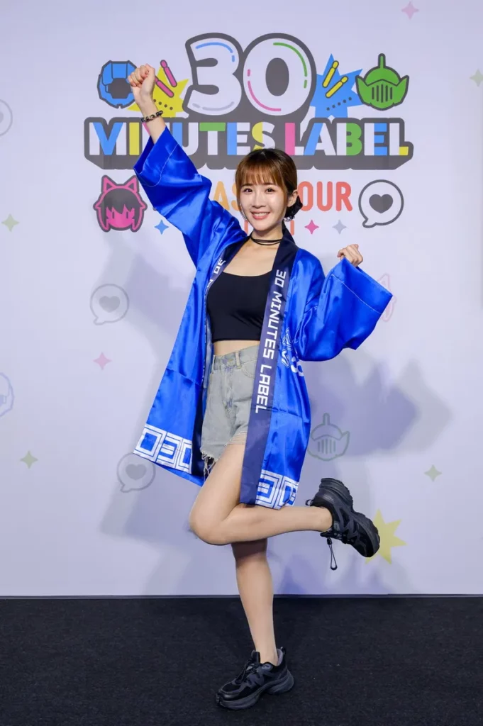 熱愛動漫的啦啦隊女孩沈珈妤 KAii