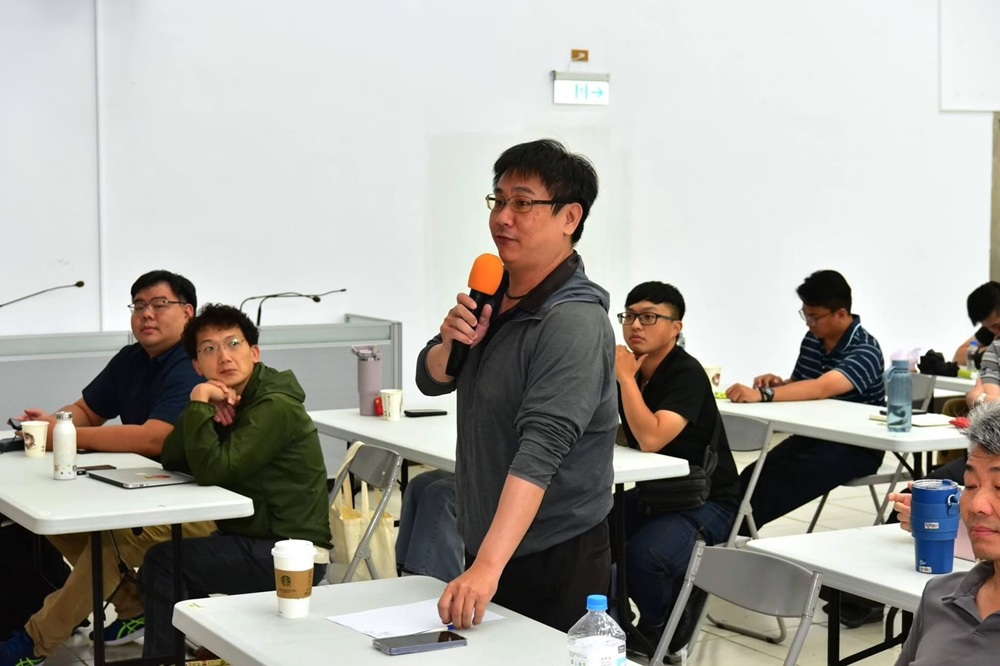 cnews204260619a02