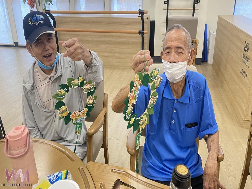 另類端午節動手剪貼包肉粽　大村慈恩日照中心創意手作迎佳節