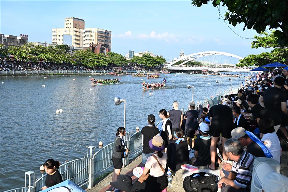 ▲2026鹿港慶端陽系列活動－國際龍舟錦標賽於昨（19）日下午在福鹿溪開幕。