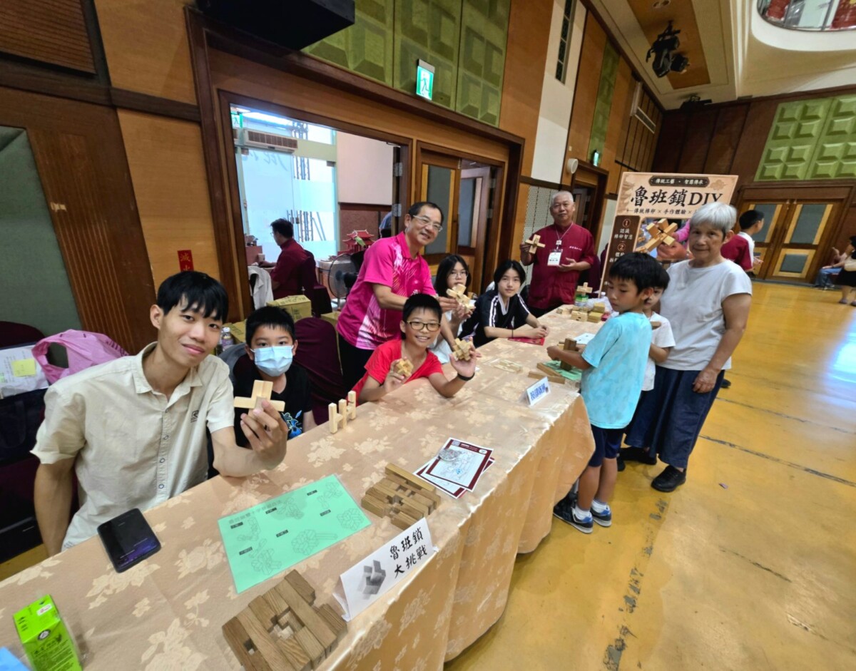 大葉學生志工隊前進鹿港魯班公宴　從課堂學習走入無形文化資產現場