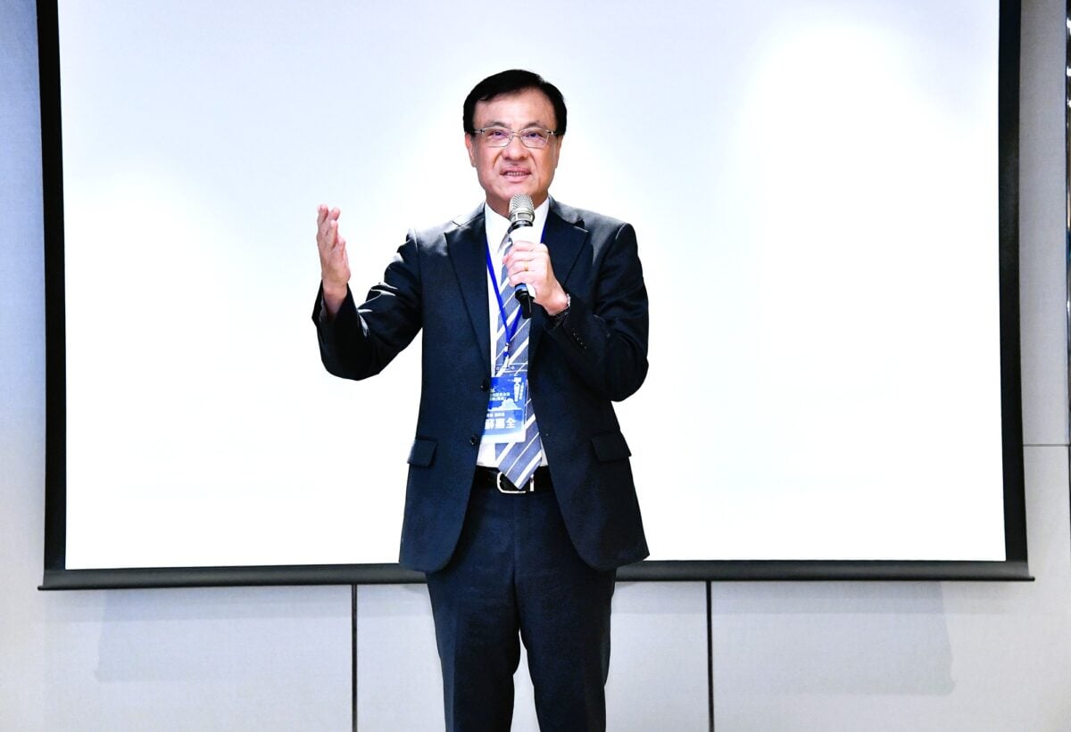 ▲海基會於嘉義舉辦「大陸台商投資台灣參訪活動」，董事長蘇嘉全致詞感謝台商長期協助處理在陸國人急難救助案件。（圖／海基會提供）