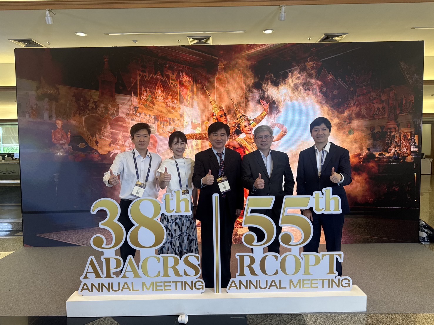 台灣白袍之光!林宜鴻醫師勇奪APACRS最佳論文第一名 近視雷射研究躍登國際舞台 - https://www.watchmedia01.com
