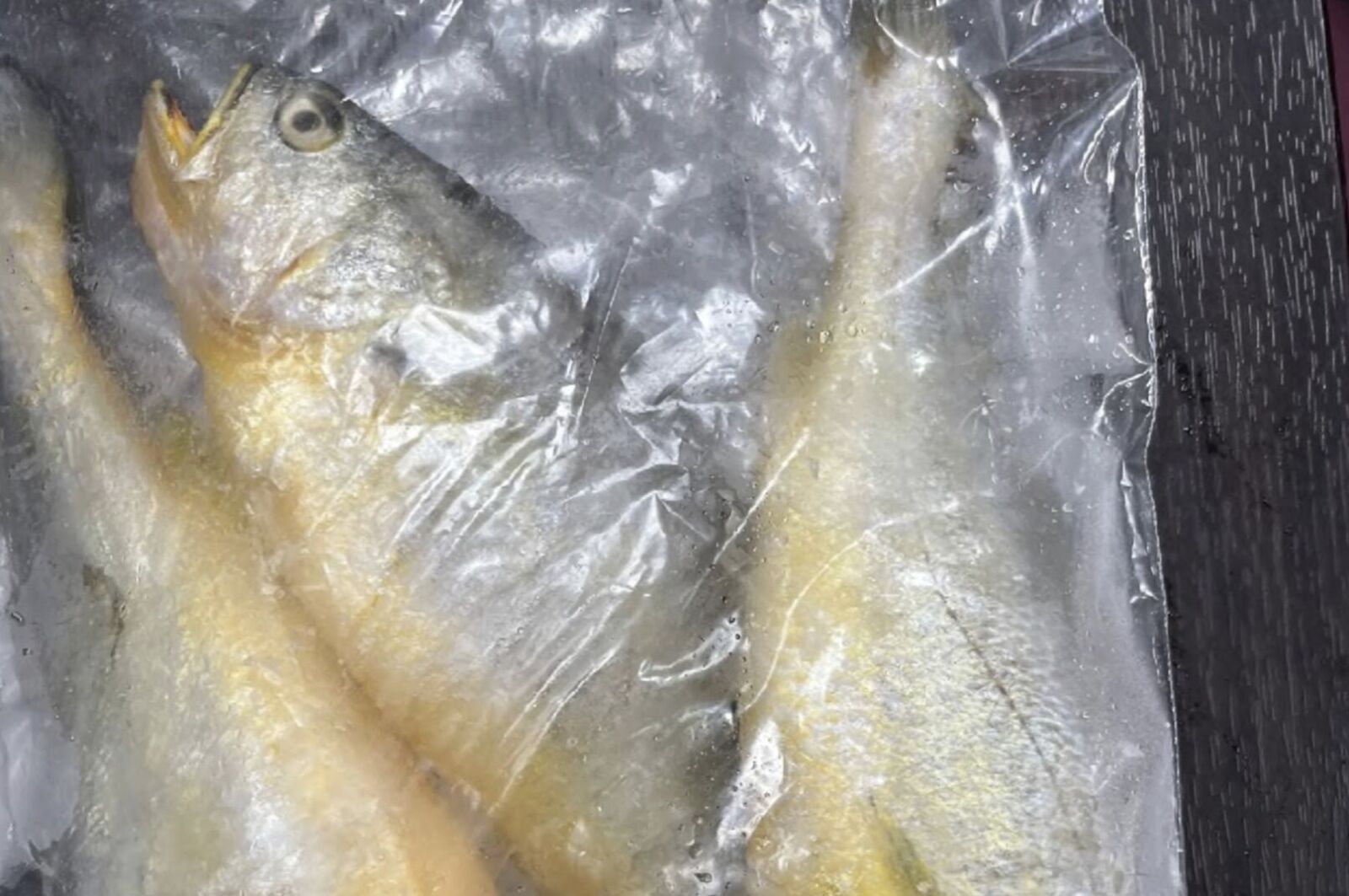 中國進口逾6千公斤「黃花魚」有禁藥！ 蛋糕盒、燙金盒也檢出螢光劑 221