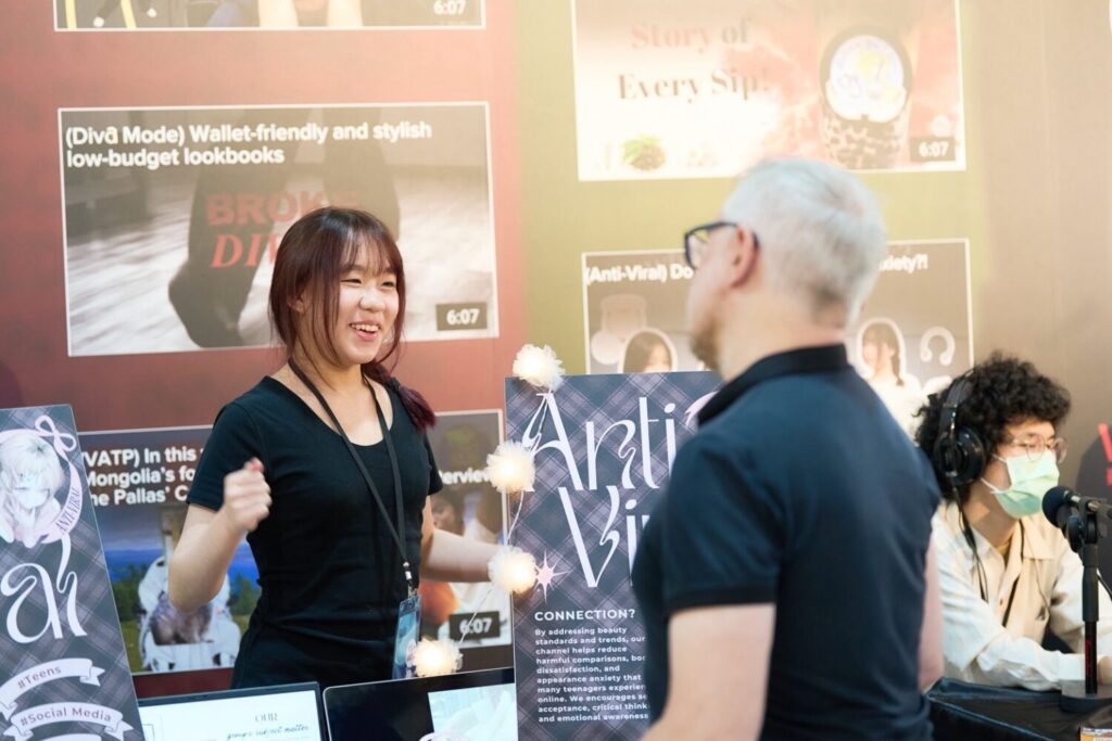 VIS 的PBL成果展，11年級學生透過影音創作回應社群媒體、職涯發展、時尚文化等主題，重新定義屬於新世代的 Better Community。（圖／台北市VIS國際實驗高中提供）