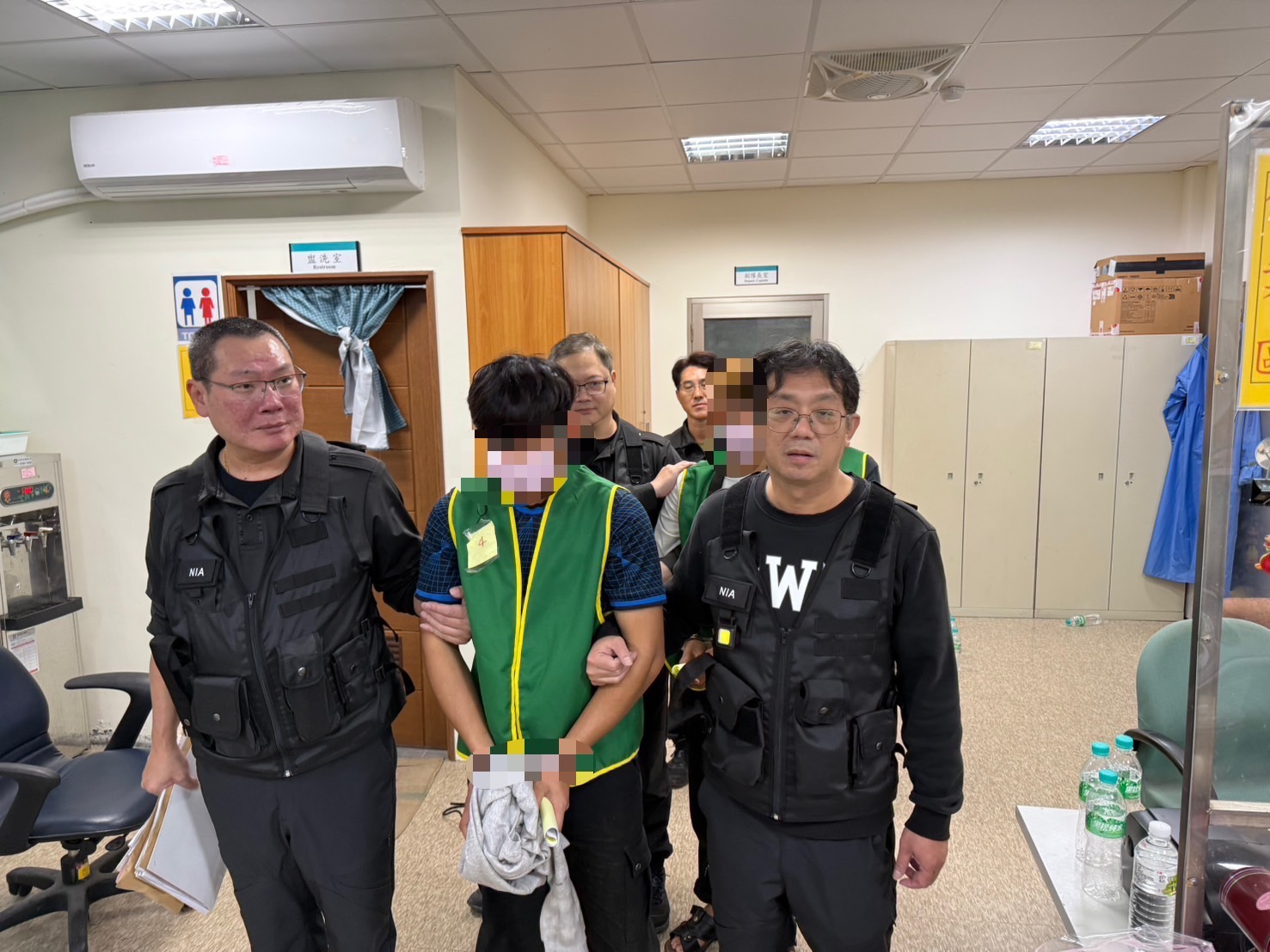 主打「高薪、工作輕鬆」等噱頭招募泰籍人士來臺打黑工 黑心仲介罔顧人權賺取暴利苛待移工 - https://www.watchmedia01.com