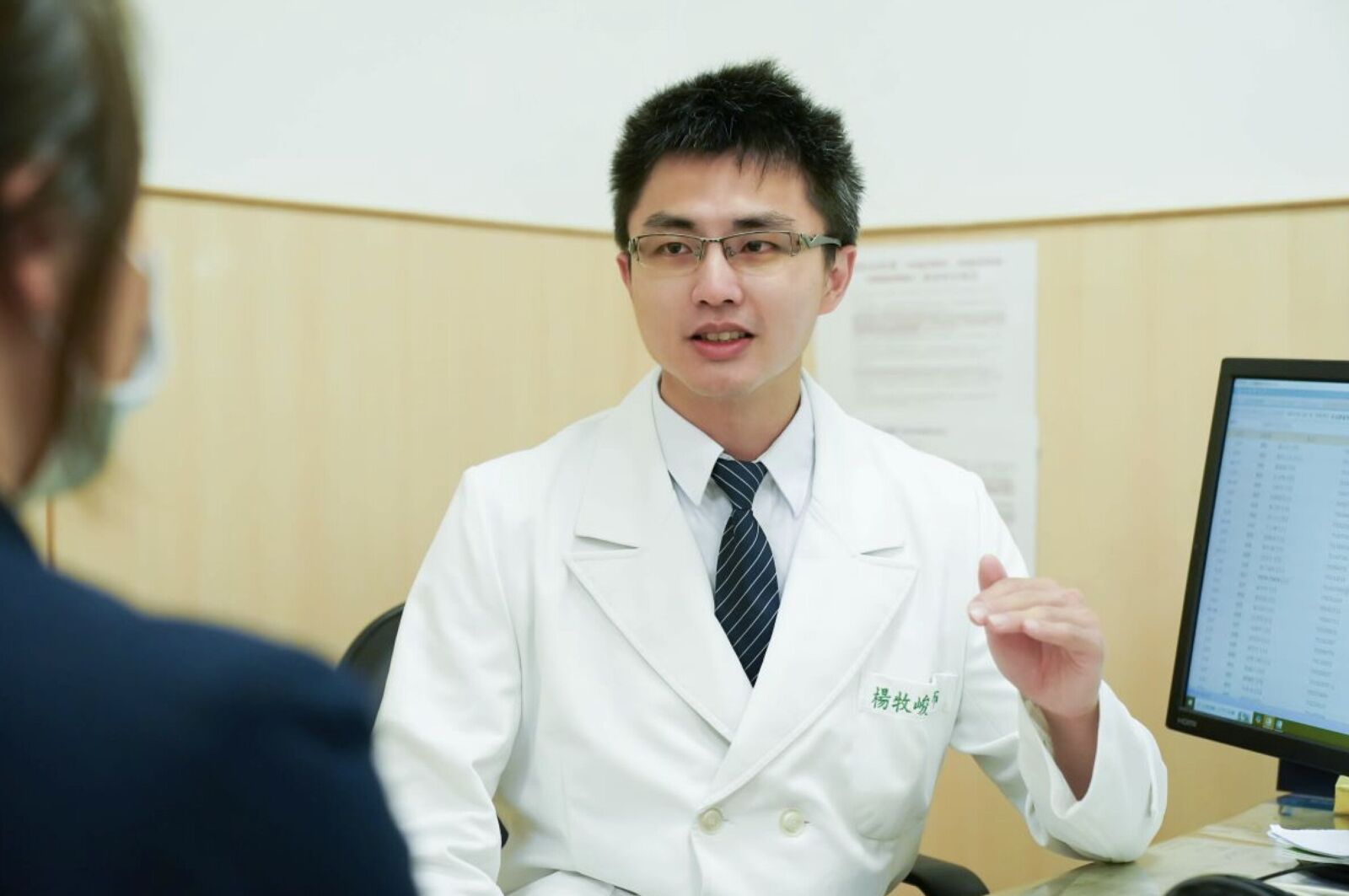 6旬婦腹脹、喘不過氣竟卵巢癌第四期！ 誤認脹氣便秘七成人確診晚 221