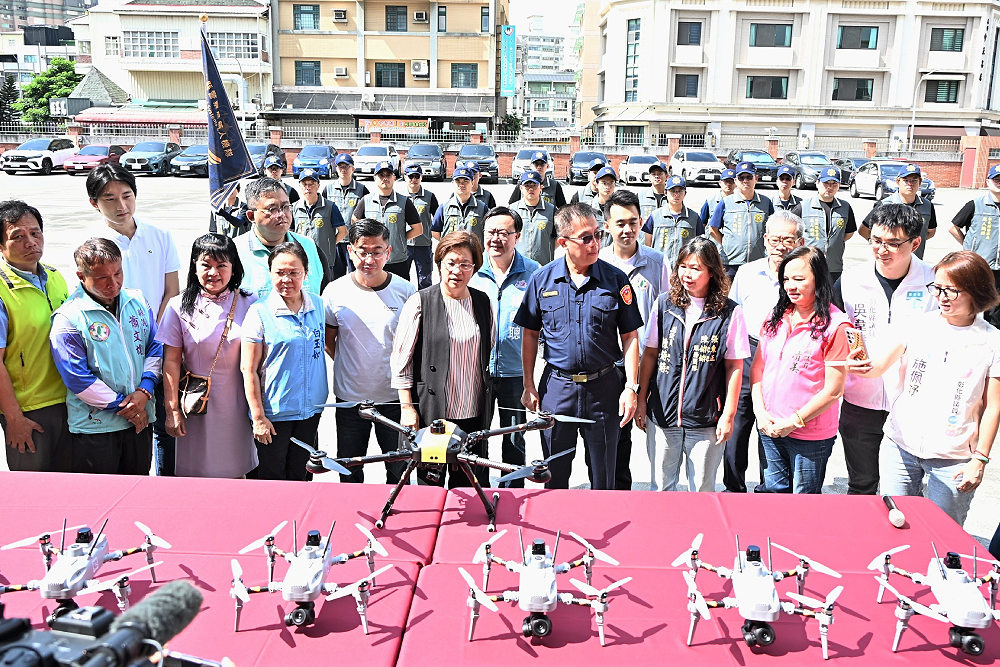 彰化縣警察局無人機隊成軍　王惠美：大甲媽及白沙屯媽遶境交通監控有成效 215
