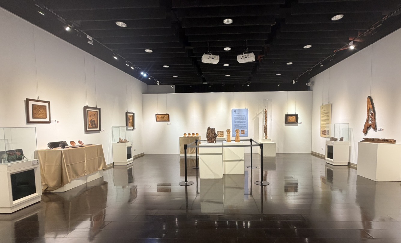 鹿港木雕世家傳承展登場　施懿紋「起承轉合」詮釋工藝人生 - https://www.watchmedia01.com