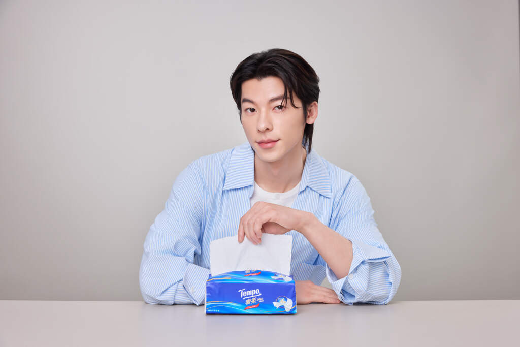 1. ▲許光漢成為德國頂級紙品品牌Tempo年度代言人，將深受歐洲消費者喜愛的高品質紙品帶進台灣市場