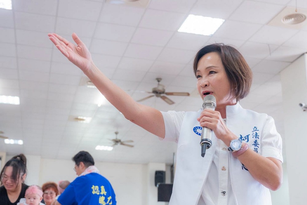 高雄暴雨發布土石流黃色警戒　蔡秉璁、尹立批藍營不審預算卡死救命錢 221