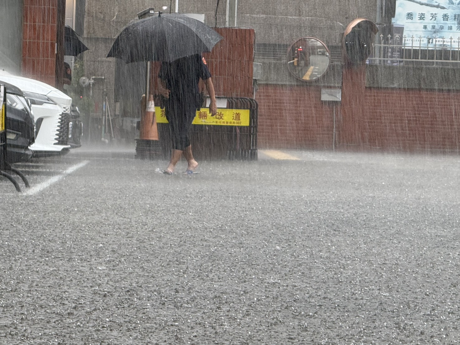 雷雨炸彰化釀淹水停電　大埔排水逼近滿水位啟動應變