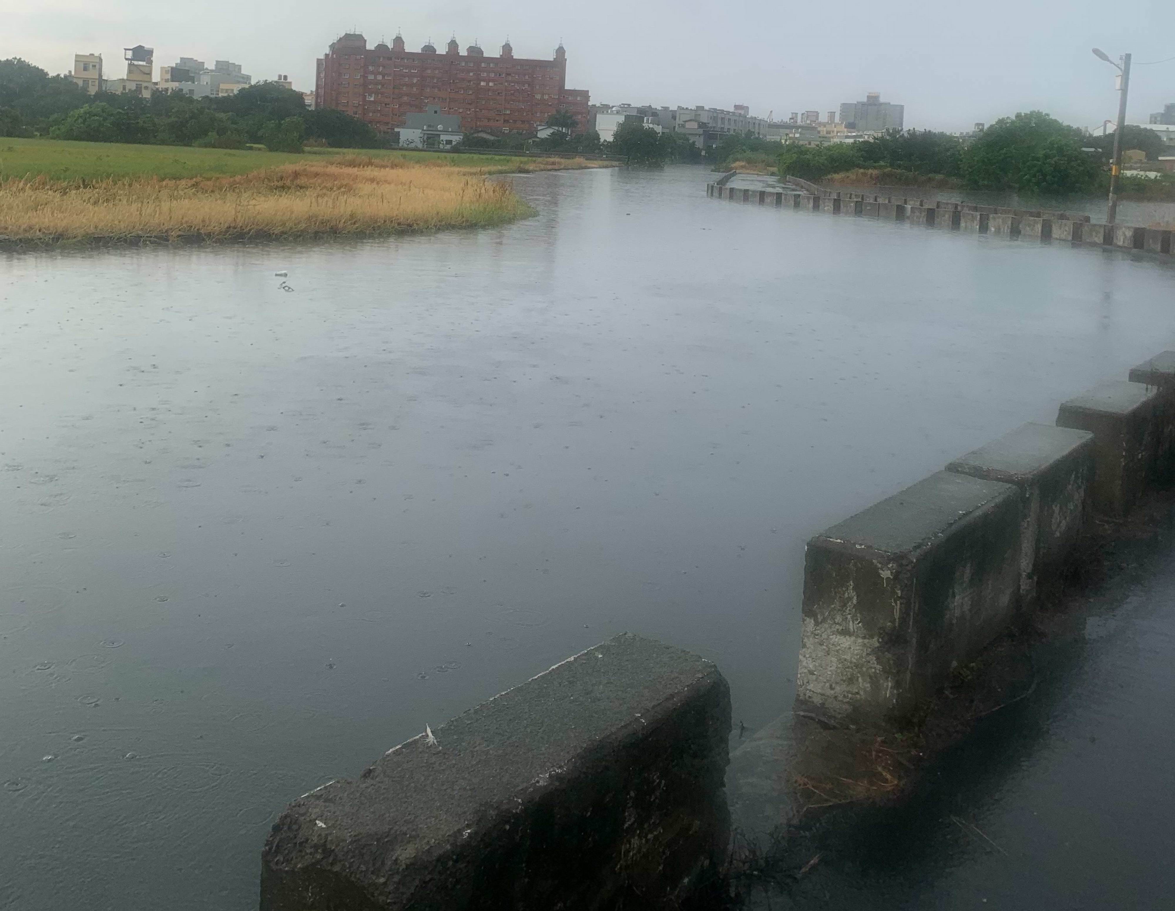 雷雨炸彰化釀淹水停電　大埔排水逼近滿水位啟動應變 - https://www.watchmedia01.com