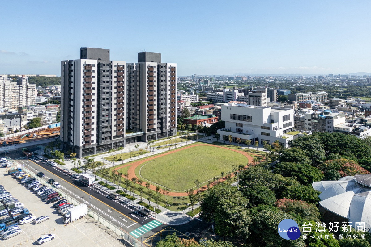 楊梅一號社宅規劃住宅棟、獨棟公益棟及開放式綠地。<br /><br /> 